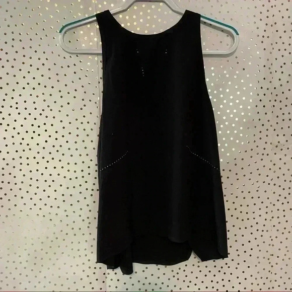 Lululemon Black Top - Picture 2 of 10